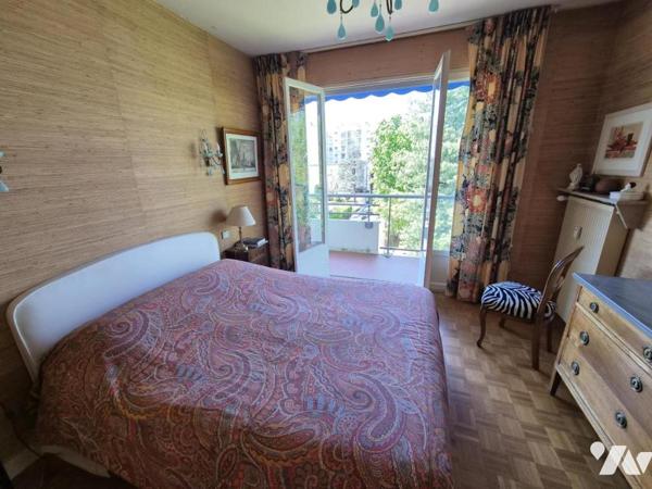 Appartement de 160m2 avec garage et cave 