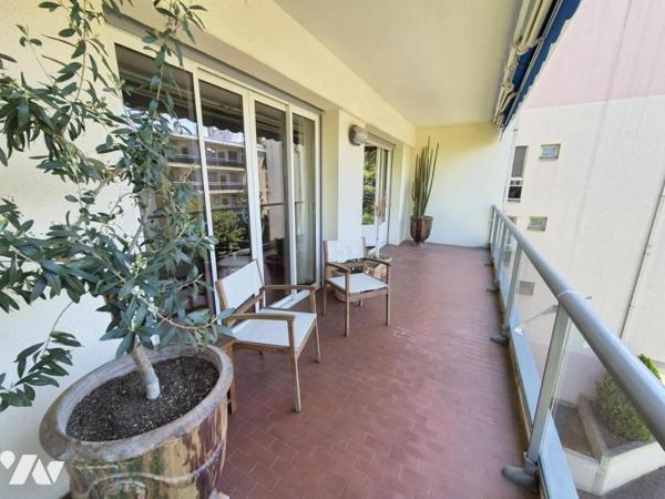 Appartement de 160m2 avec garage et cave 