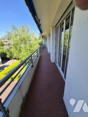 Appartement de 160m2 avec garage et cave 