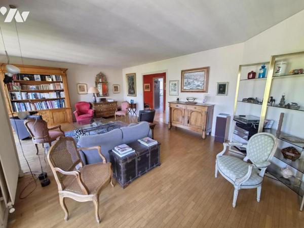 Appartement de 160m2 avec garage et cave 