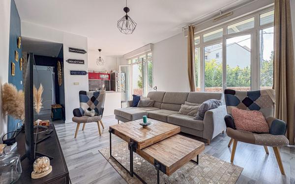 Appartement à vendre    3 pièces • 79,24 m2 Pau