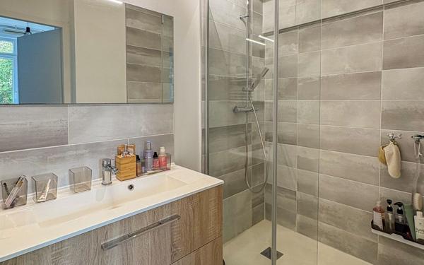 Appartement à vendre    3 pièces • 79,24 m2 Pau