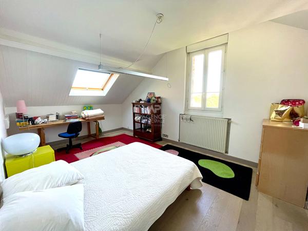 Maison Conflans Sainte Honorine 7 pièce(s) 142 m2 €684 000 ** - Référence 7285