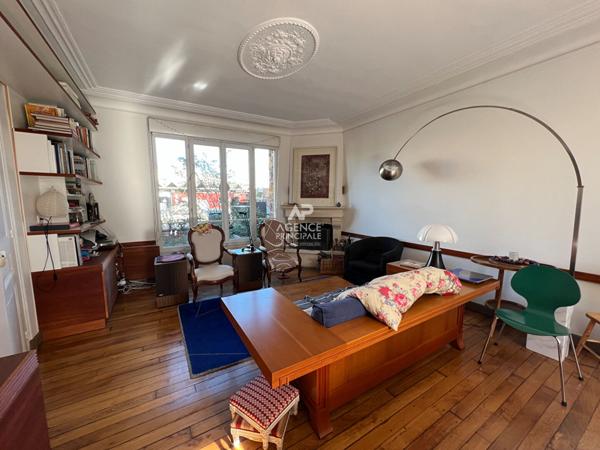 Maison Conflans Sainte Honorine 7 pièce(s) 142 m2 €684 000 ** - Référence 7285