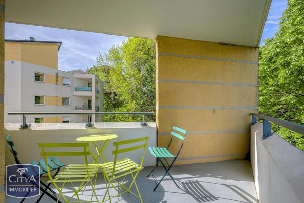 Appartement à vendre 2 pièces 49.77m² Chambéry (73000)