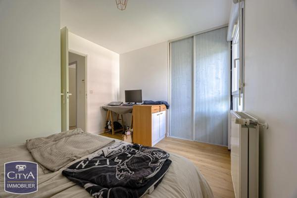 Appartement à vendre 2 pièces 49.77m² Chambéry (73000)