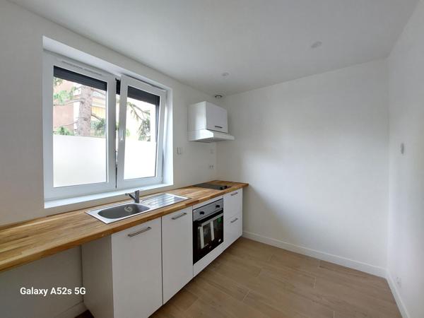 Créteil (94000) MAISON CRÉTEIL Val de Brie à 10 minutes à pied du Métro Créteil Préfecture