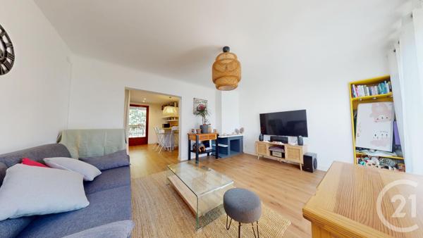 Appartement F3 à vendre  3 pièces - 64,40 m 2   BIARRITZ  - 64