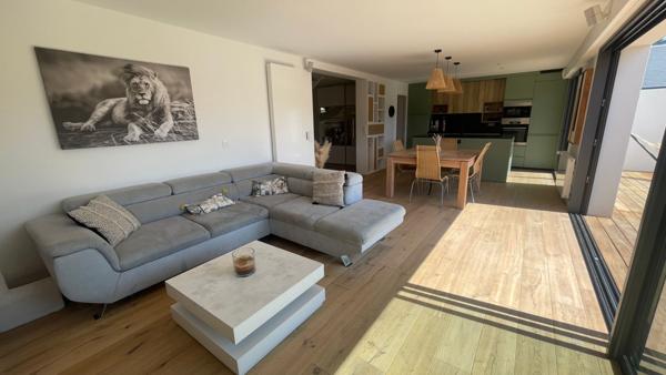 Saint-Pierre Quiberon, côté Baie - Maison entièrement rénovée en Centre-bourg et au calme