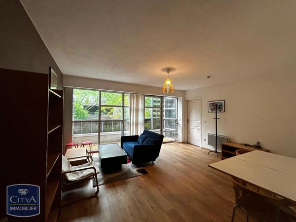 Appartement à louer 2 pièces 48.67m² Lille (59000)