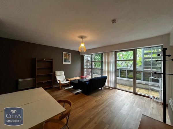 Appartement à louer 2 pièces 48.67m² Lille (59000)