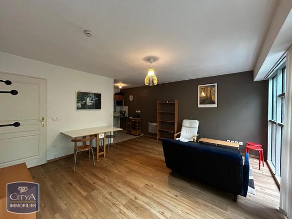 Appartement à louer 2 pièces 48.67m² Lille (59000)