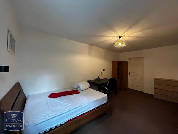 Appartement à louer 2 pièces 48.67m² Lille (59000)