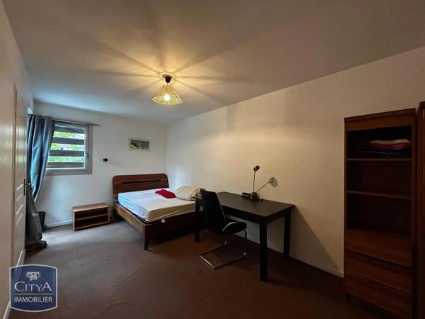 Appartement à louer 2 pièces 48.67m² Lille (59000)