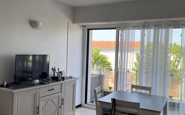 Appartement à louer    1 pièce • 36 m2 Dax