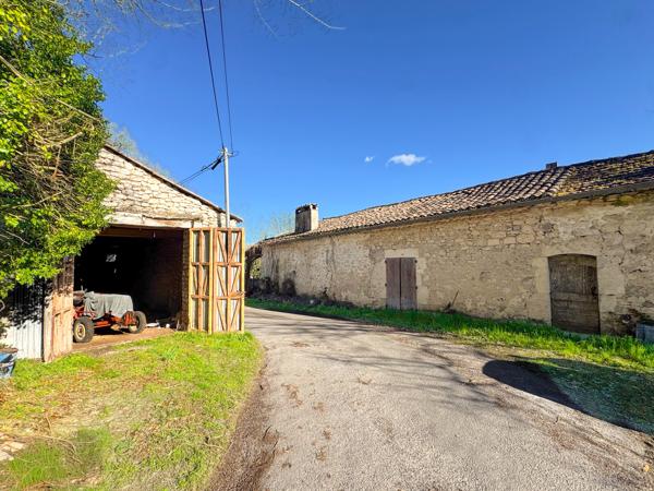 Maison à vendre à Montcuq-en-Quercy-Blanc (46800) - Lot