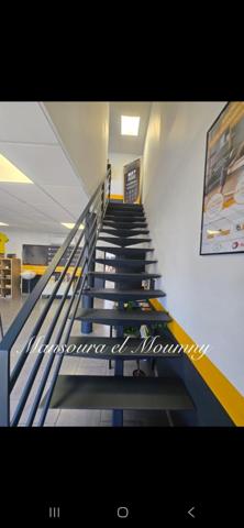 LOCAL COMMERCIAL MODERNE ET CLES EN MAIN (37)