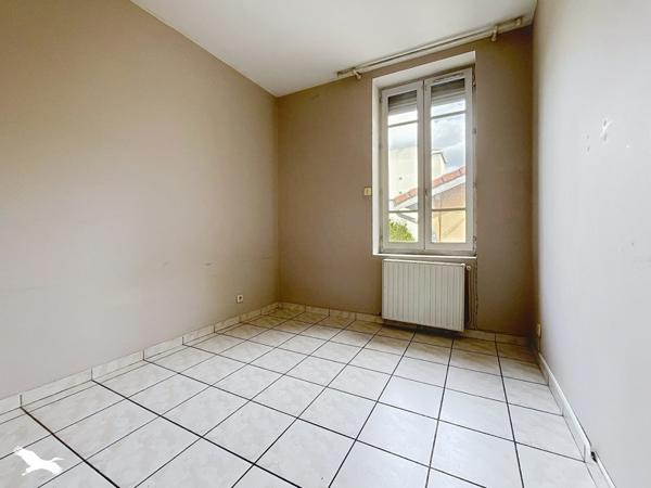 Appartement à vendre 199 700 € Villeurbanne 3 p 52 m² DPE F