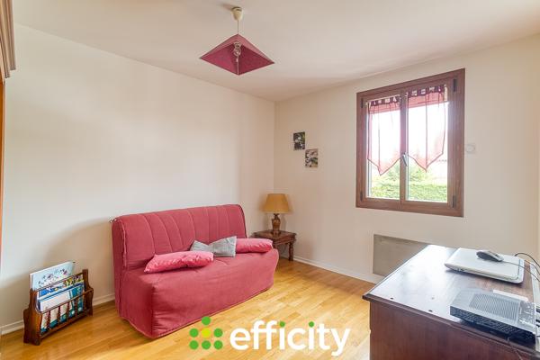 Maison 6 pièces - 96 m² Exclusivité efficity