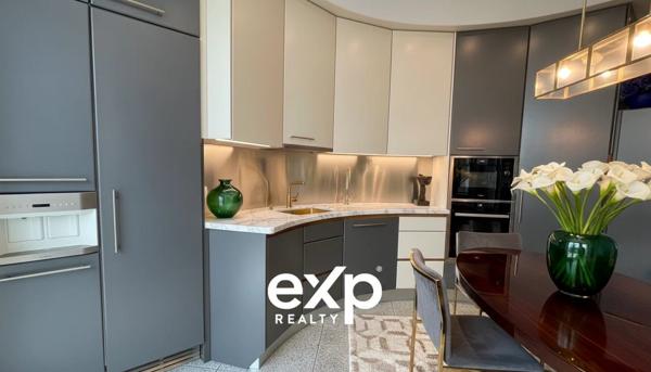 Propriété atypique de 403 m²