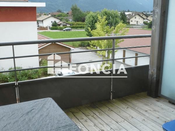 Location Studio 32.95 m² - 242 RUE DU COIN Marignier 74970