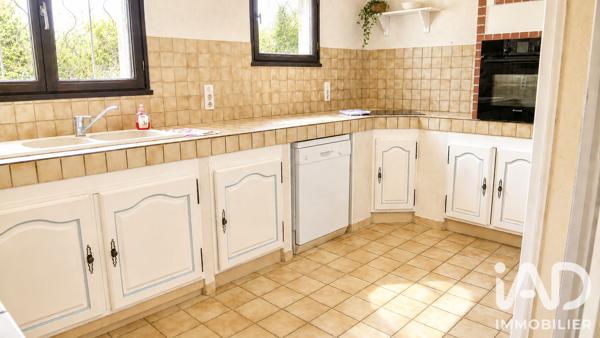 Maison à vendre 6 pièces 122 m² Saint-Paul-Trois-Châteaux