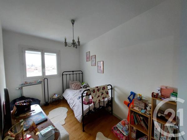 Appartement F4 à vendre  4 pièces - 76,84 m2 ALES - 30