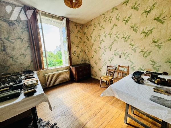 Maison centre ville avec garages