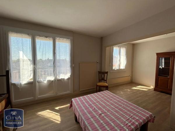 Appartement à louer 4 pièces 83.18m²