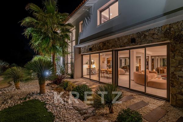 Aix-en-Provence – Villa contemporaine neuve de 220 m2 , 4. chambres, avec vue panoramique exceptionn