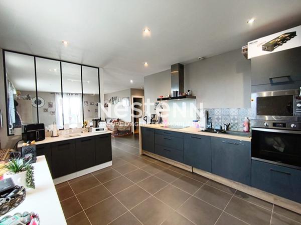 Maison à vendre proche Nueil-sur-Layon - Vaste terrain et dépendances -D6003