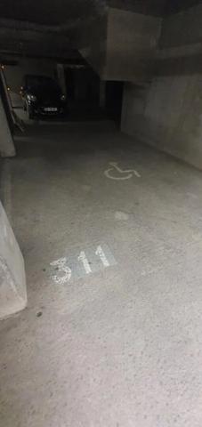 Parking / Box à louer à Lille (59000)