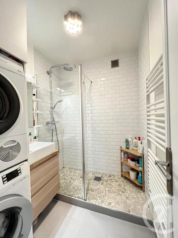 Appartement F2 à vendre  2 pièces - 50,28 m2 PARIS - 75020