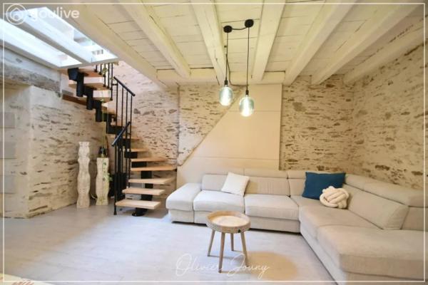 Nantes Talensac – Duplex de caractère 94,7 m² avec terrasse et grenier