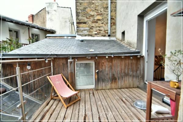 Nantes Talensac – Duplex de caractère 94,7 m² avec terrasse et grenier