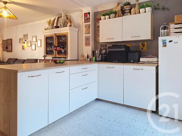 Appartement T3 à vendre  3 pièces - 82,56 m 2   CHATEAURENARD  - 13