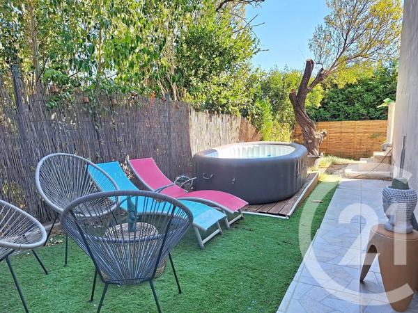 Appartement T3 à vendre  3 pièces - 82,56 m 2   CHATEAURENARD  - 13