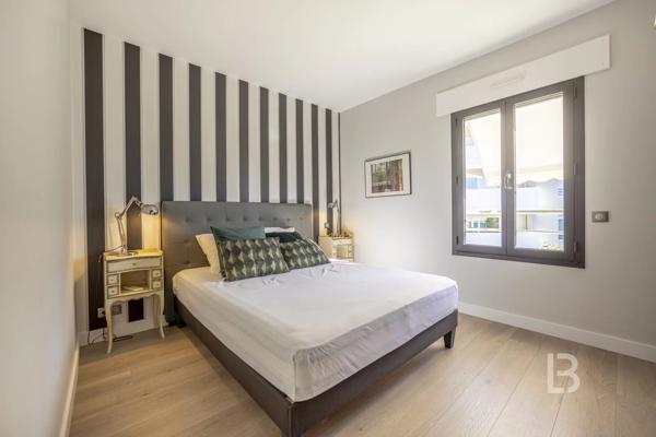 Quartier Saint Jean, bel appartement d'angle de 4 pièces à vendre en dernier étage