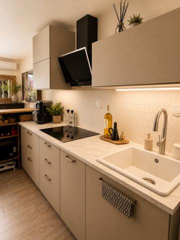 Appartement
         1 pièce
        - 28 m² 212 000 € *