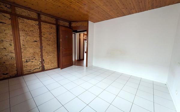 Appartement à vendre    4 pièces •  Cambrai