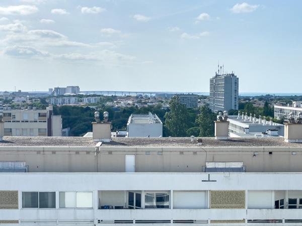 Appartement 4P avec vue mer - Étage élevé avec ascenseur,  
La rochelle 17000