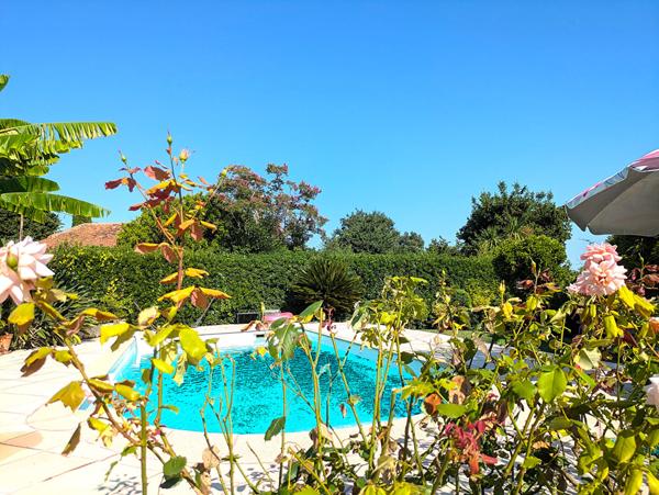 Villa Vence 8 pièce(s) 200 m2