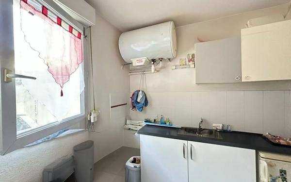 Appartement à vendre    1 pièce • 30 m2 Nîmes