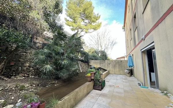 Appartement à vendre    1 pièce • 30 m2 Nîmes