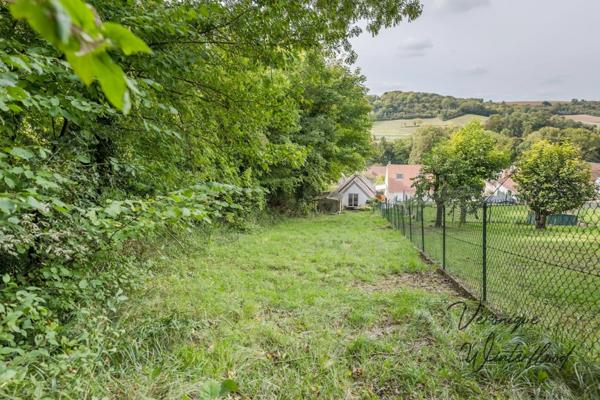 Maison à vendre 5 pièces AUFFREVILLE BRASSEUIL (78)92m²-3 chambres- parking- dépendance-620m²