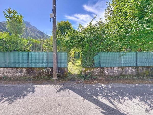 Maison de village en pierres avec extérieurs, DPE à 23 points du D !