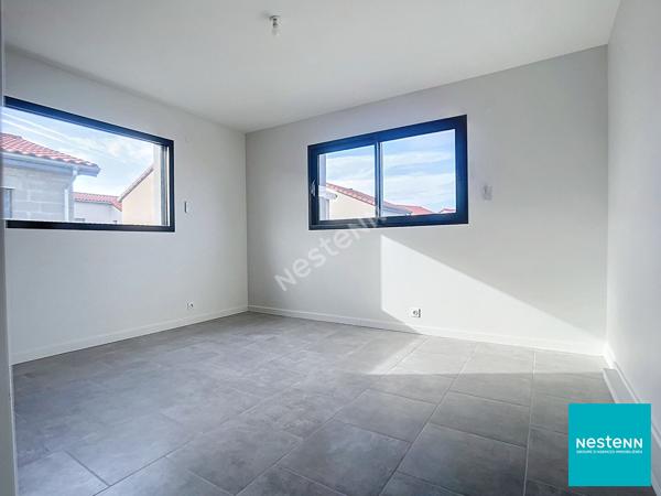 Secteur résidentiel de Feurs Maison 6 pièce(s) 121.1 m2 sur terrain clos de 395 m2