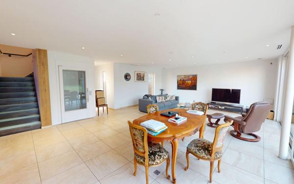 Maison à vendre    5 pièces • 163,70 m2 Thionville