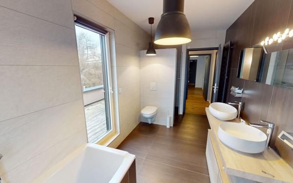 Maison à vendre    5 pièces • 163,70 m2 Thionville