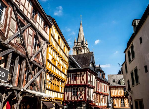 Centre-ville de Vannes : très belle surface pour cette jolie boutique